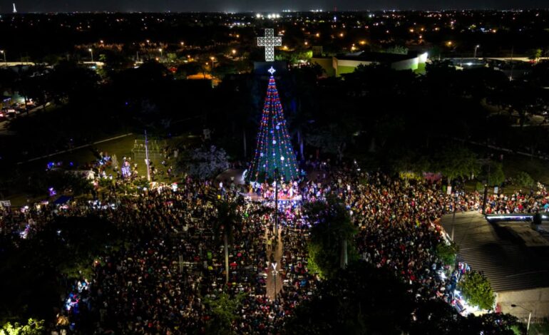 Mérida Brilla ilumina el parque La visita de Juan Pablo II